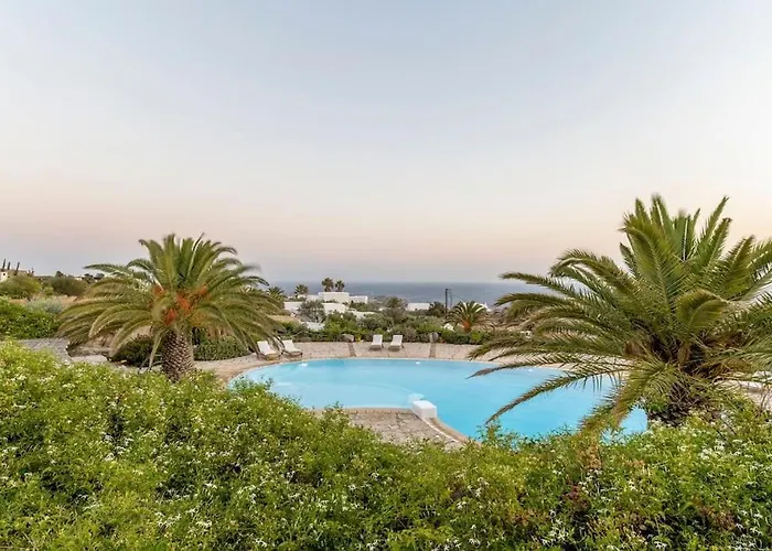 Willa Verdemare Complex *